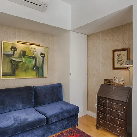 디어 - 차밍 하우스