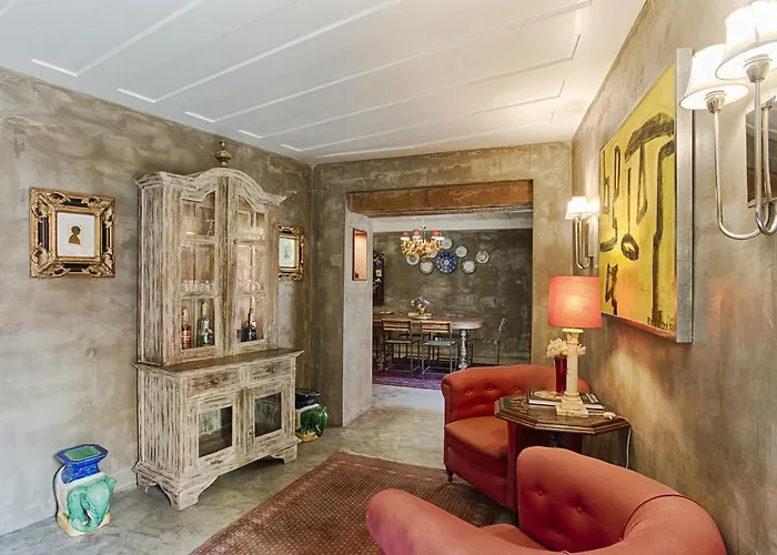 Dear - Charming House