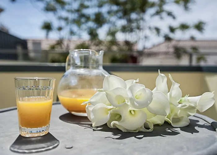 Dear - Charming House Bed & Breakfast 4*