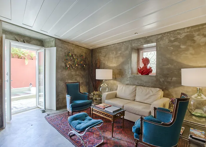 Dear - Charming House